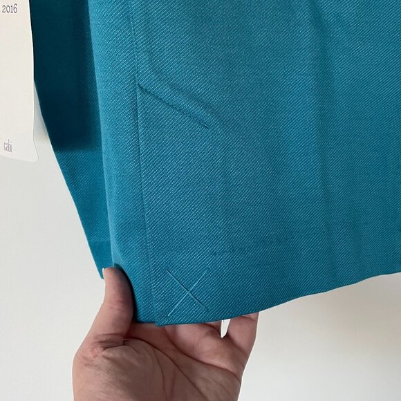 Cabi "Sigourney" Turquoise Skirt (style 3220) - Size 12 (NWT) - Picture 4 of 6